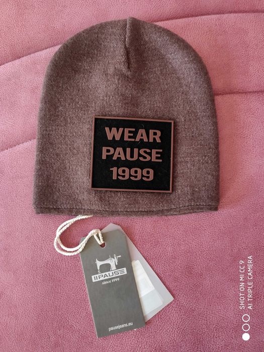 Alessa, Michael Kors, Pause Jeans, Karl Lagerfeld, Amia Moda - шапки