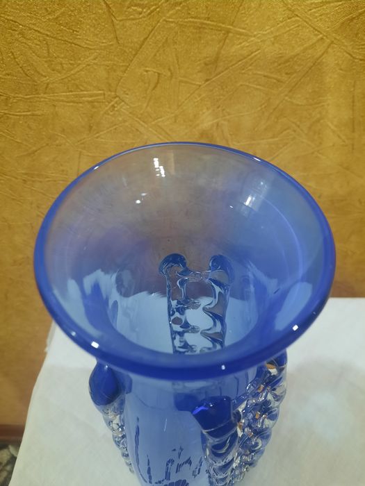 Красивая винтажная ваза, художественное стекло, ручная выдувка, гутная