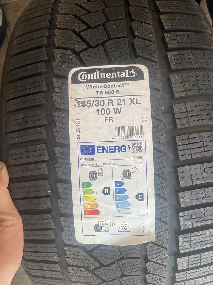 1брой чисто нова гума  285/30 R21 Continental