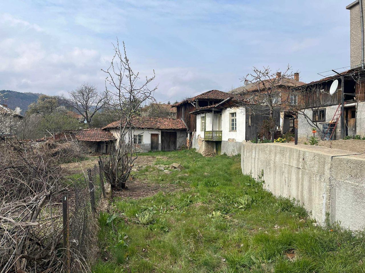 Продава се Къща в Клисура - 66 кв.м за 260 €/кв.м - Снимка #4