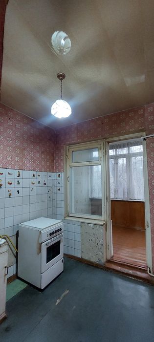 Срочно Феруза Массив 2/3/4 Продается Квартира 2.6 Балкон Улутшенка