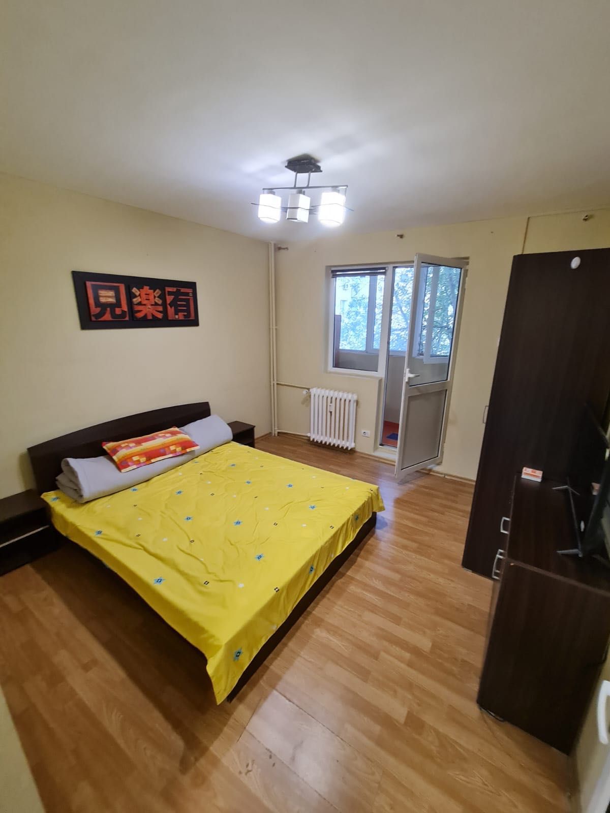 Închiriere apartament 3 camere - Câmpia libertății- Titan