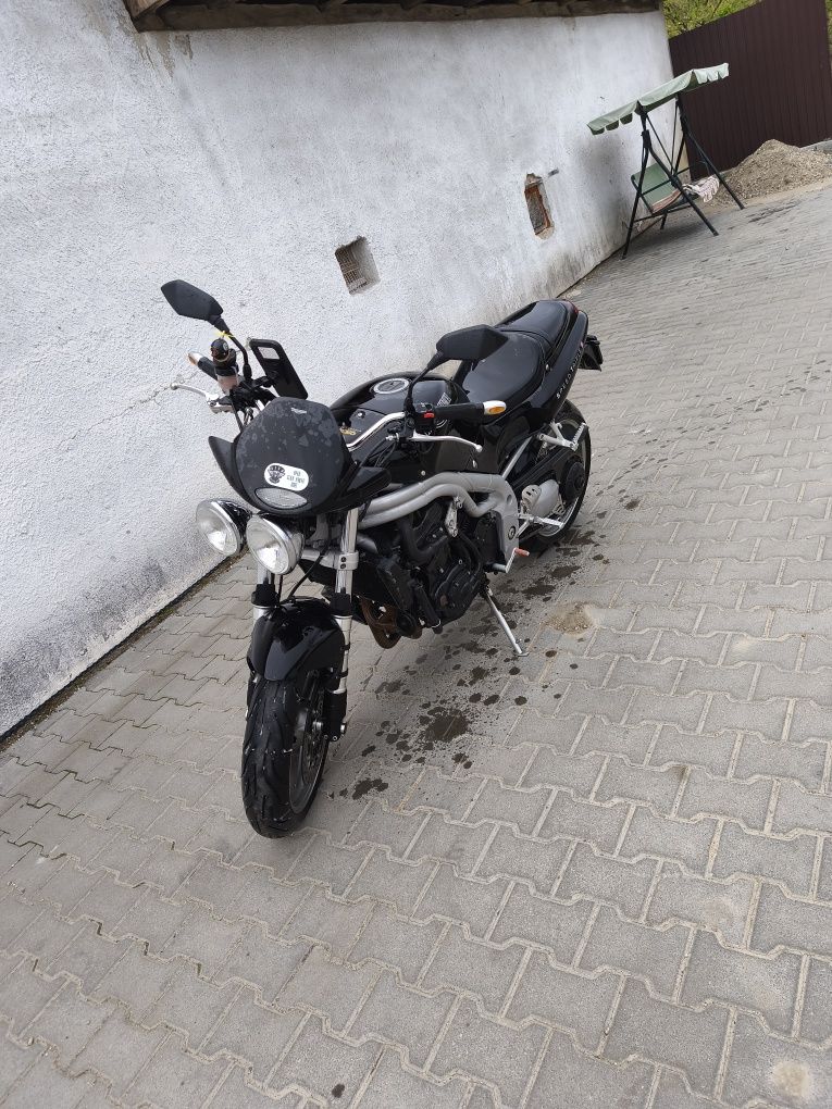 Triumph speed triple
