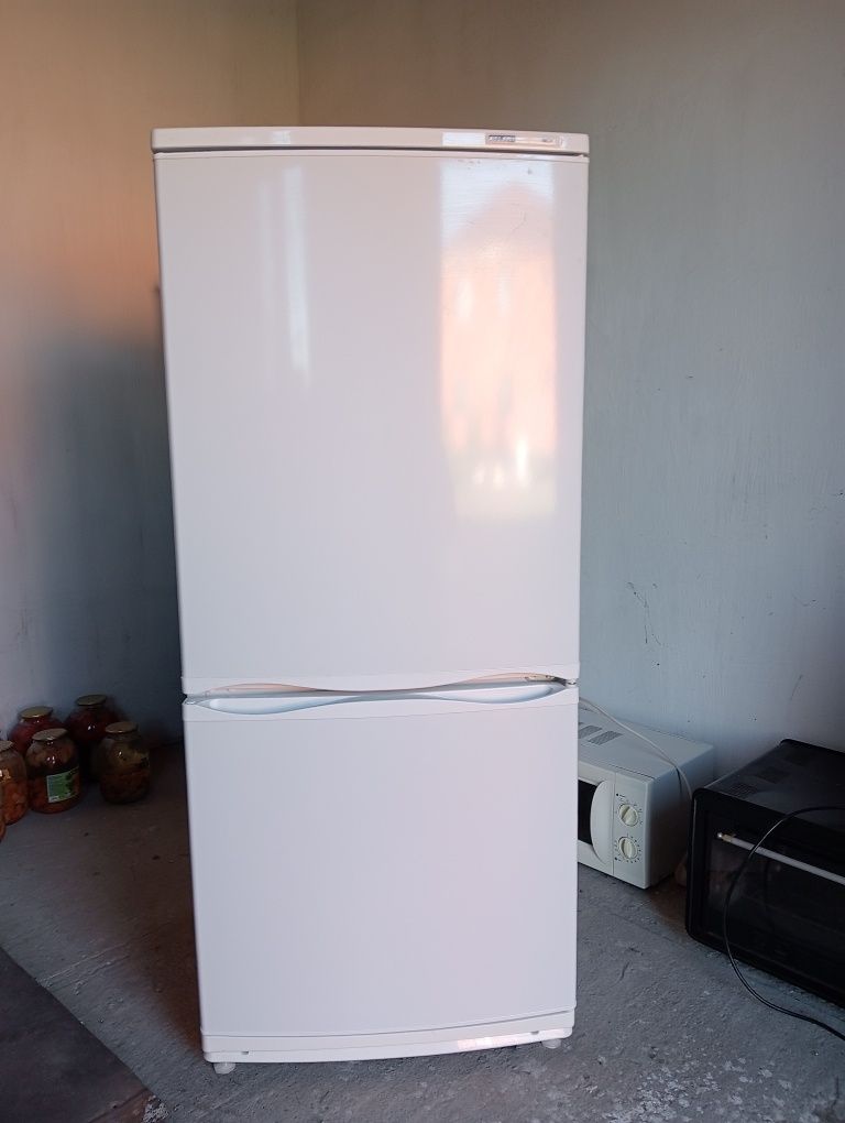 Холодильник для продуктов