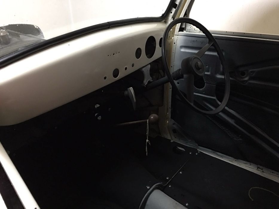 Vand sau schimb Ford Popular - masina de epoca