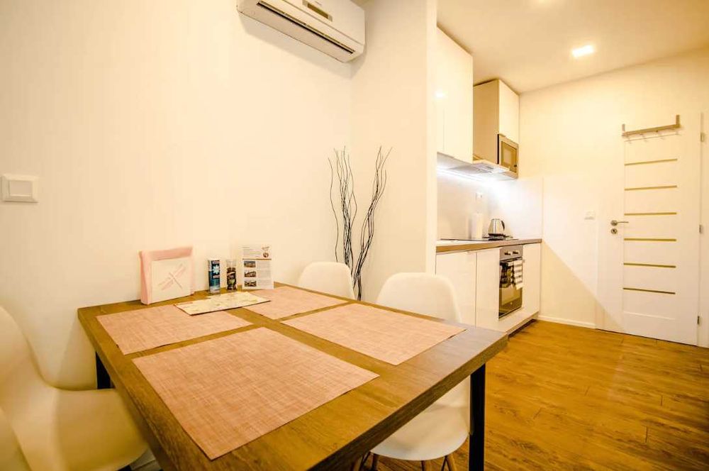 Дава се под наем Двустаен апартамент в Пловдив, Старият град - 54 кв.м за 357 € - Снимка #2