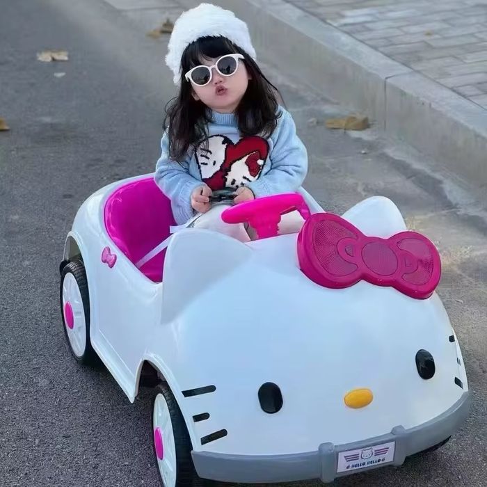 Машина элетромобил hello kitty