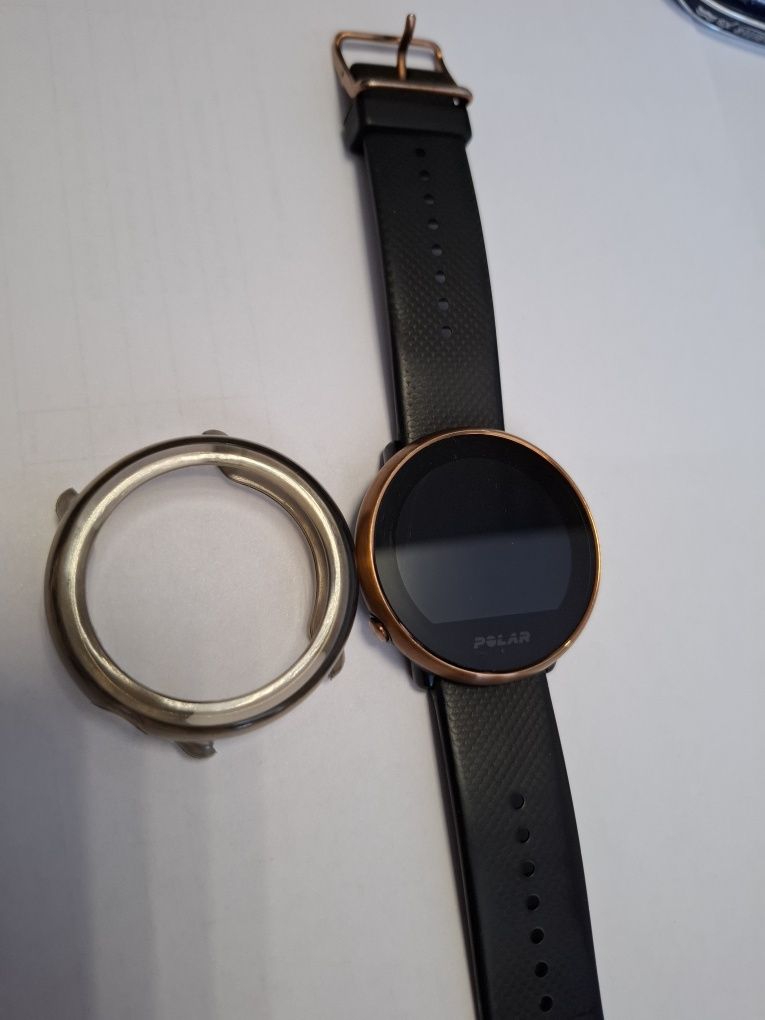 Продам смарт часы Polar ignite