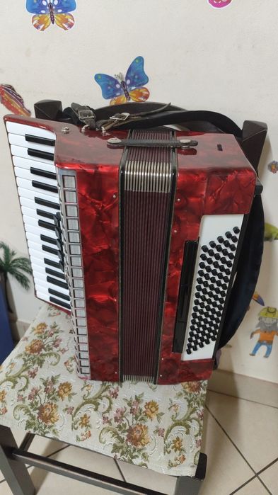 Acordeon Royal standard 80 bass