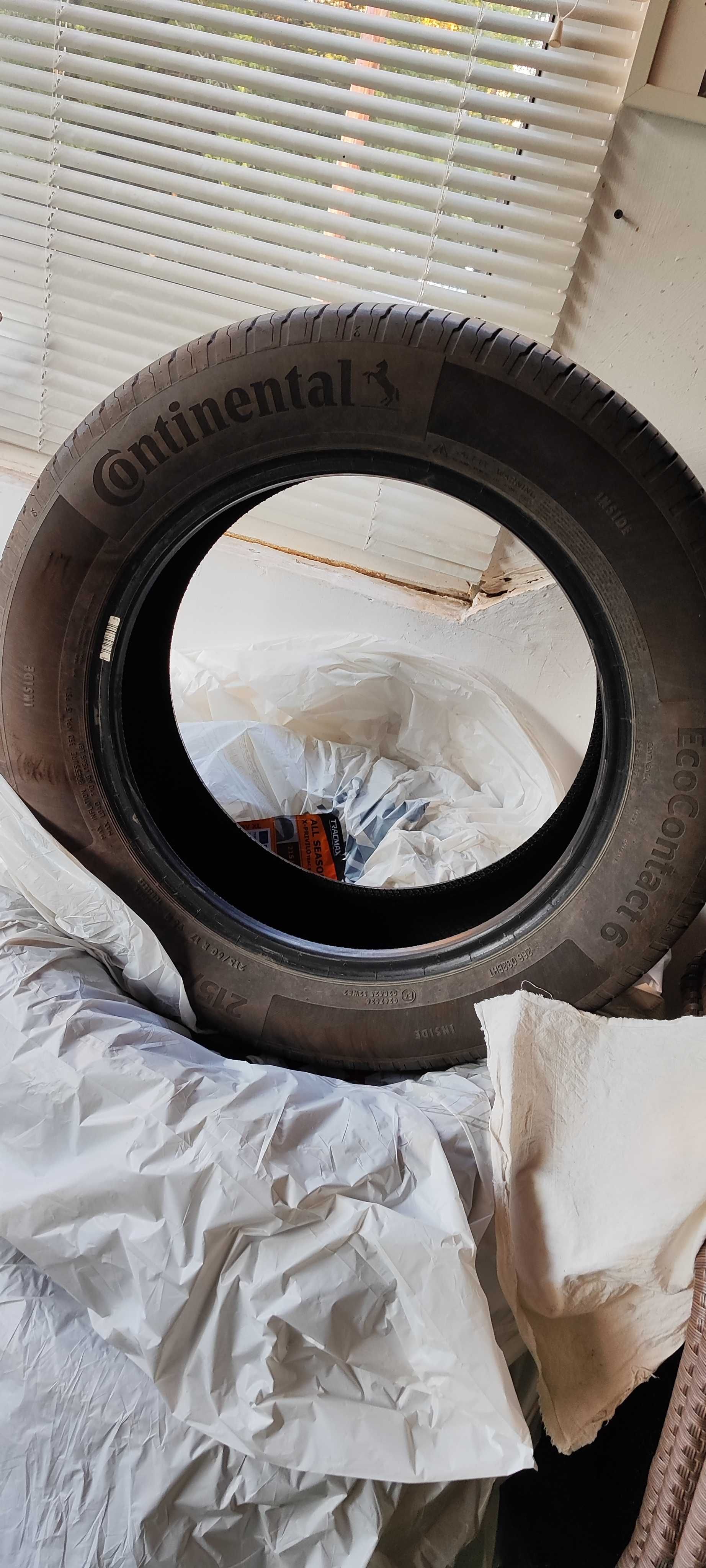 Летни гуми CONTINENTAL EcoContact 6 215/60 R17 96H