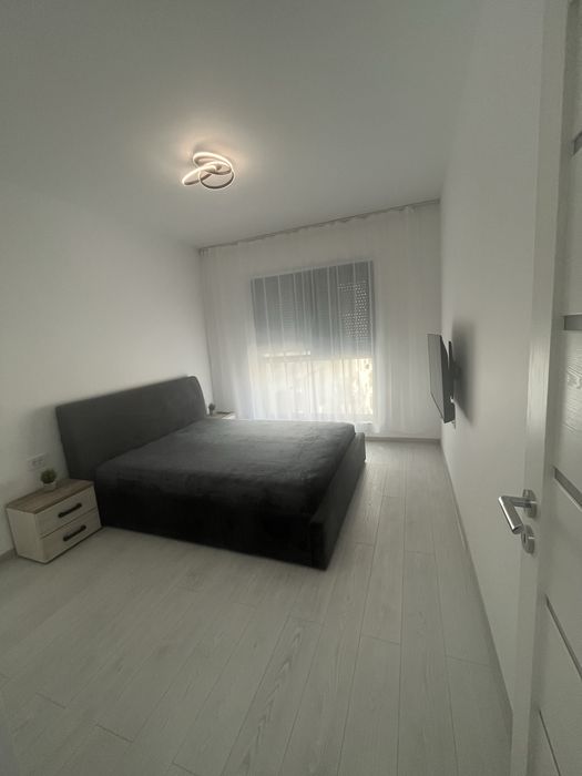 Inchiriez Ap. 2 camere Exigent Faza5(proprietar)