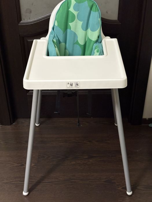 Scaun de masa bebelus