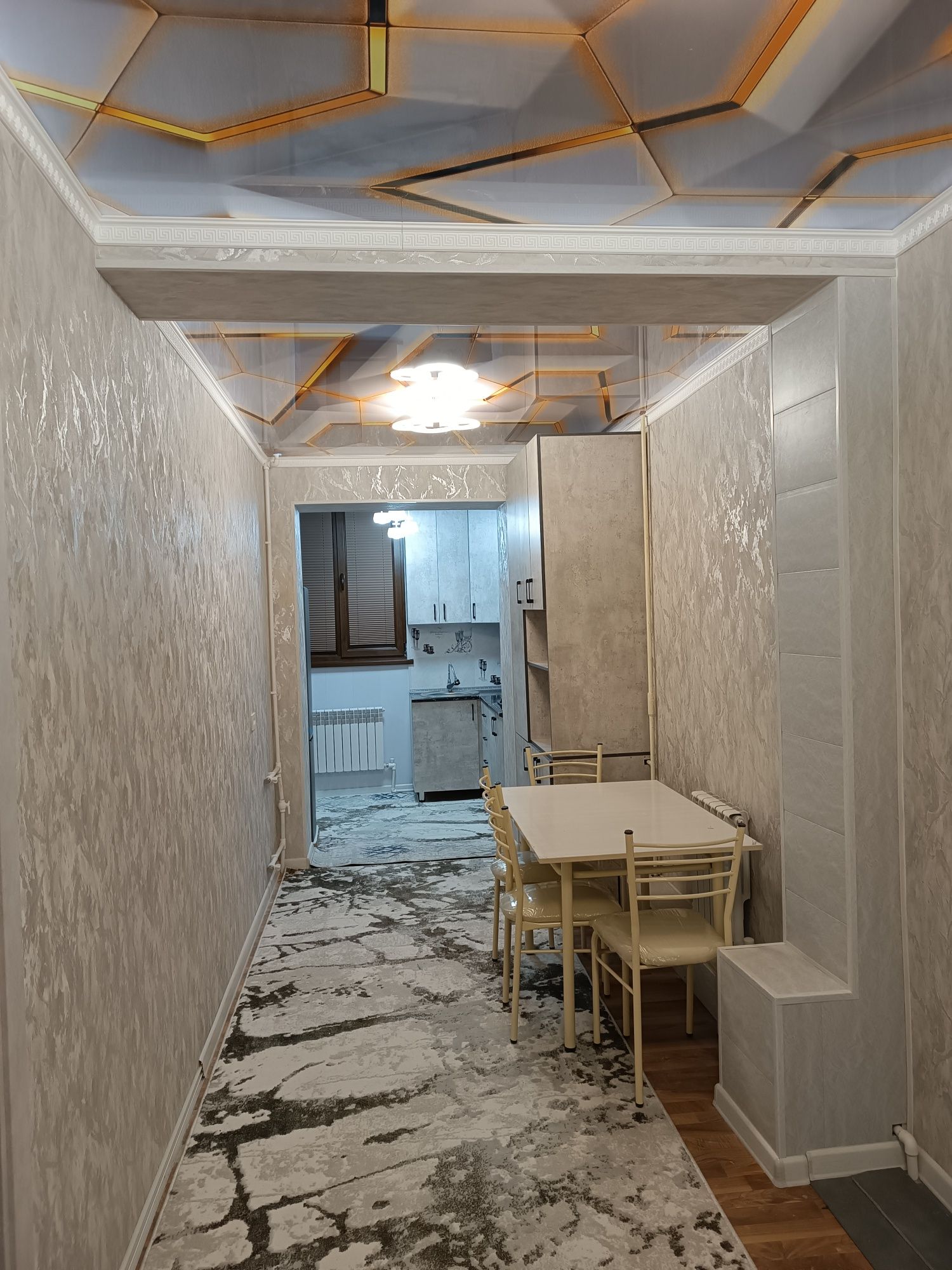Продается 2-х ком квартира в 8 м/р-не (Чинара)