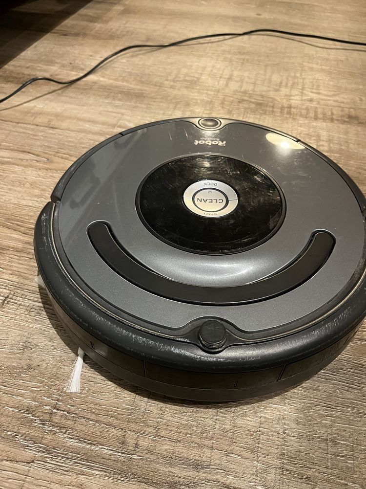 Irobot Roomba 676 прахосмукачка с wifi