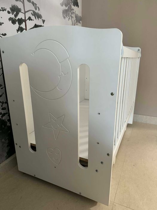 Дървена кошара Поли 60/120 с подвижна решетка и люлеещ механизъм