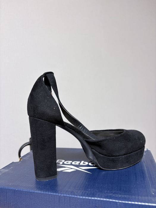 Туфли замшевые стильные