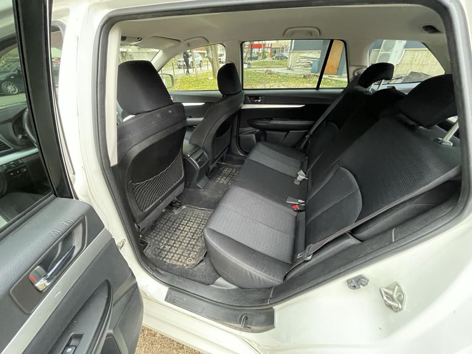 Subaru Legacy awd 2.0