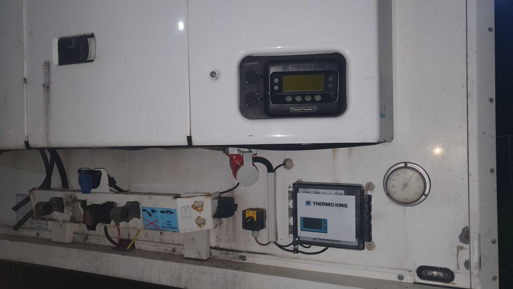 Semiremorca Schmitz 2014 Frig frigorifica Thermo King SLXe 300 avariat