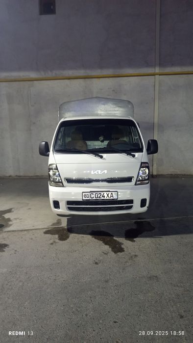 Kia bongo 2700 .