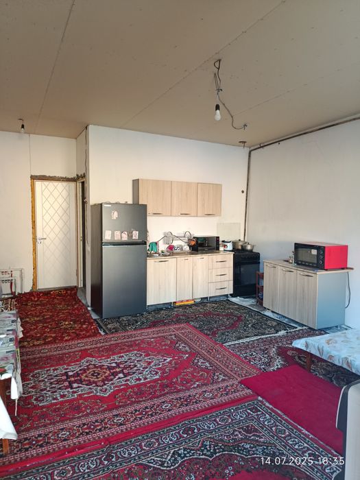 Yashnobod tumanida hovli sotiladi