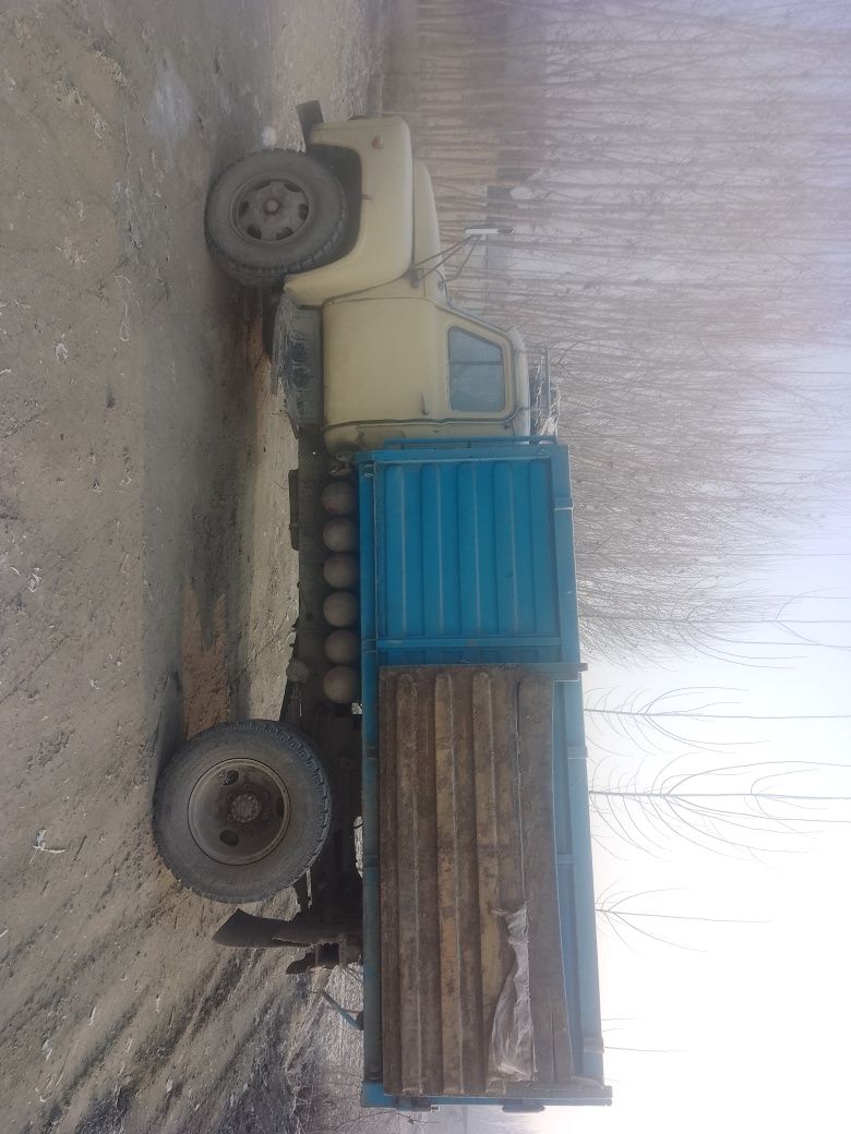 Газ 53  сотилади