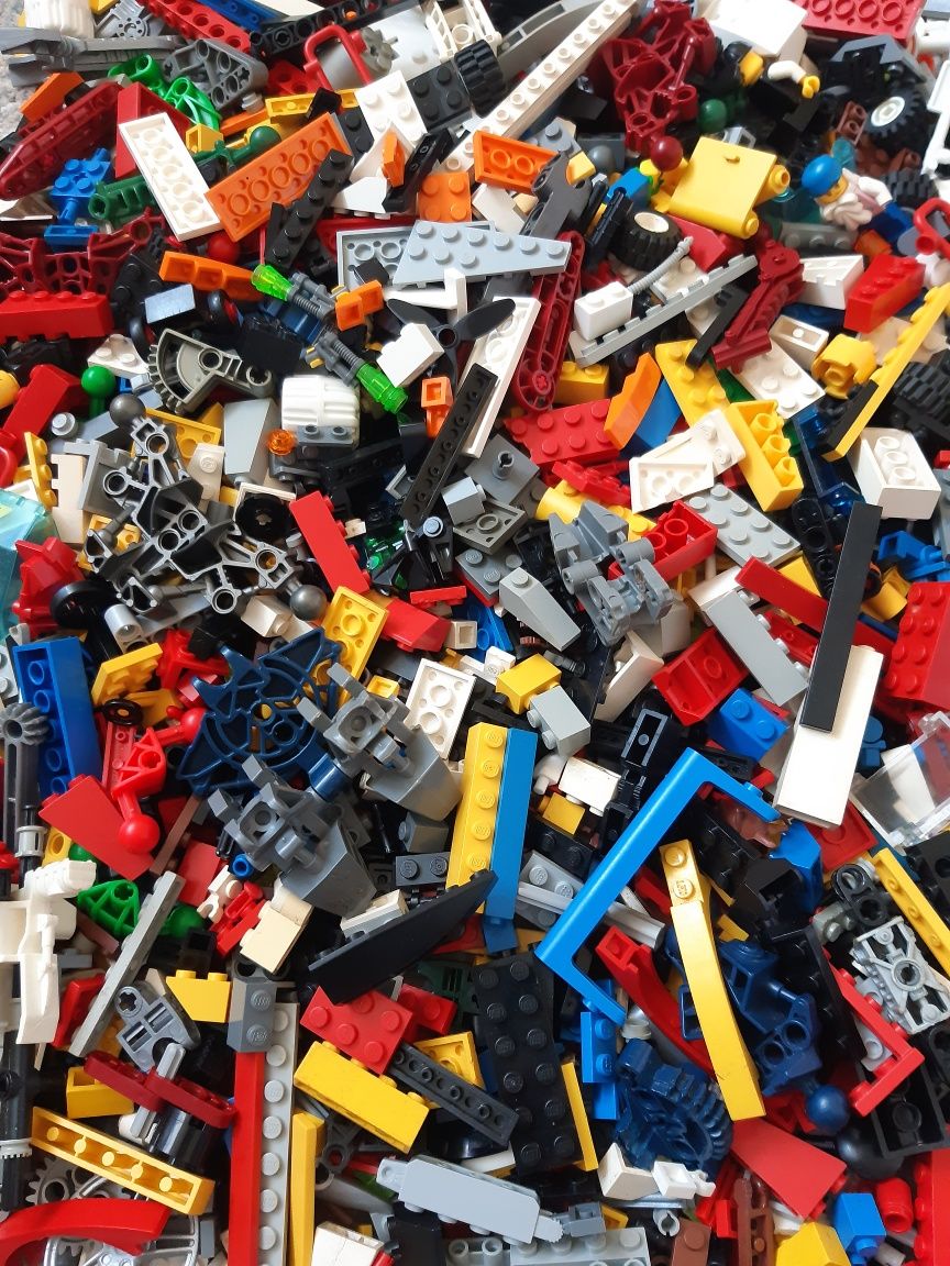 Piese Lego originale și neoriginale