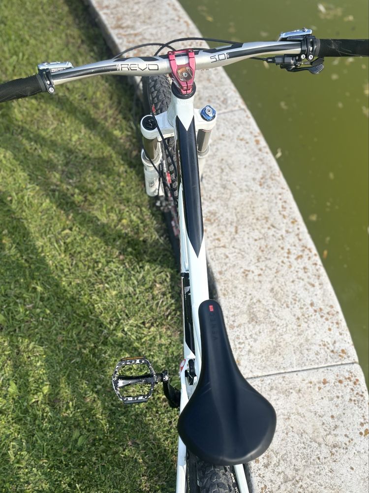 YT Industries Wicked Comp 26"