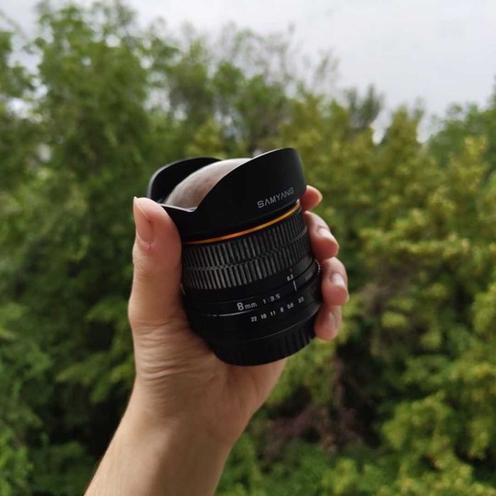 Объектив Samyang 8mm f3.5 FISH EYE CS