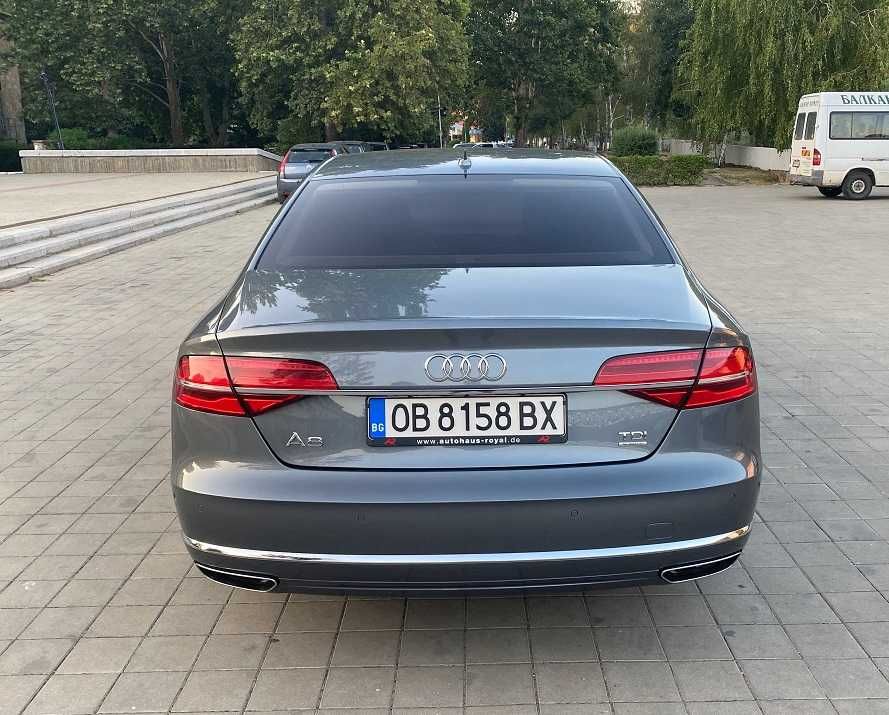 Audi A8 Design Selection