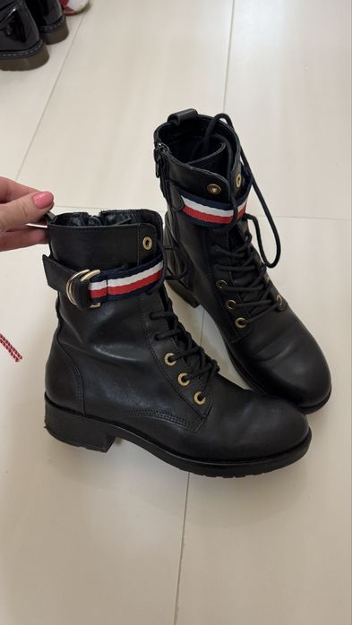 Кожени боти Tommy Hilfiger