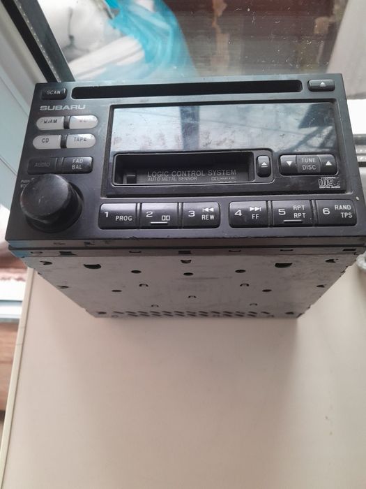 Продам авто магнитолу