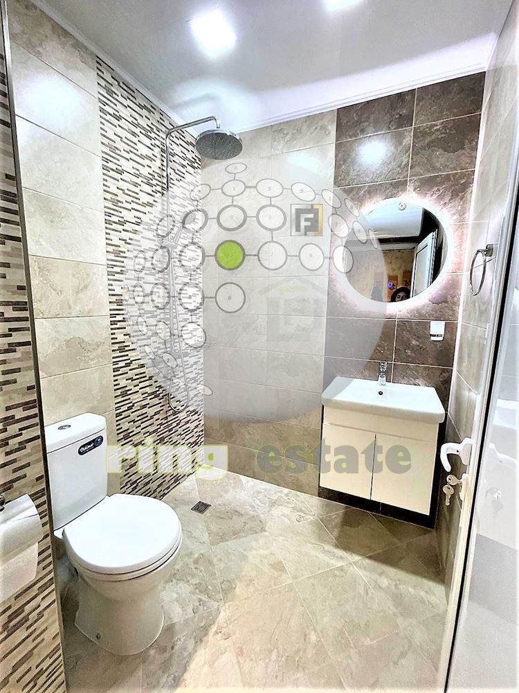 Продава се Двустаен апартамент в Пловдив, Южен - 62 кв.м за 2178 €/кв.м - Снимка #9