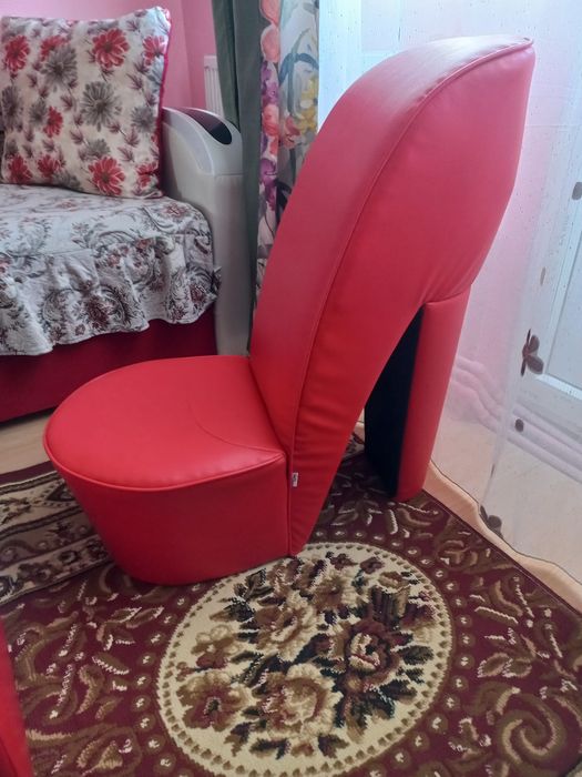 Vand fotoliu stil pantof ,l-am cumparat de pe emag la 885 ron