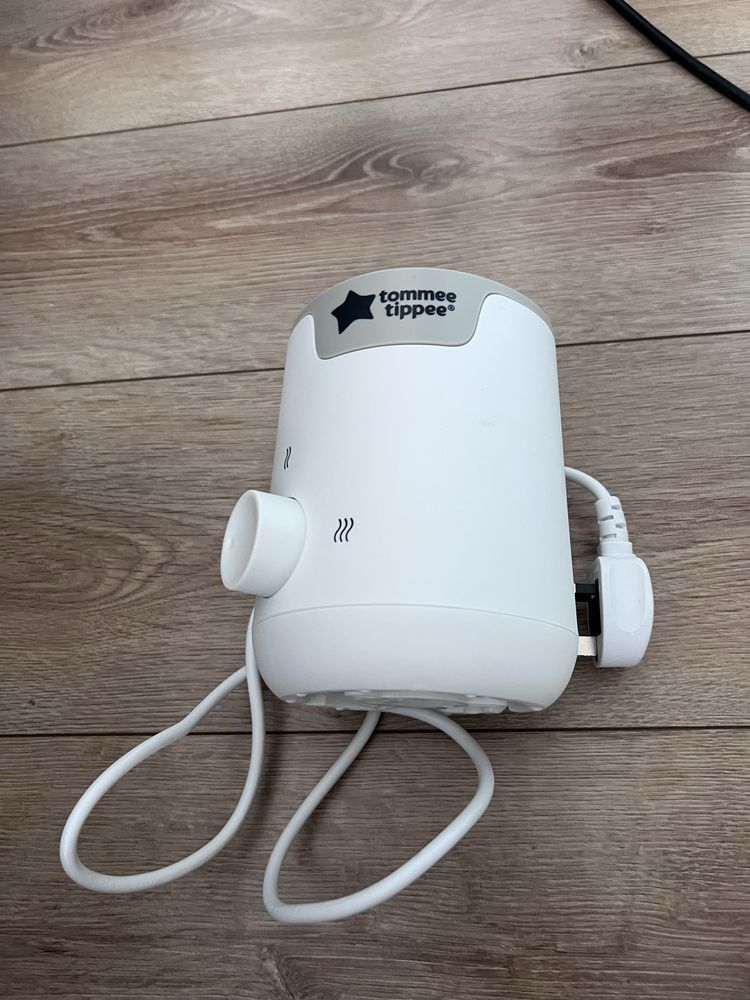 Incalzitor electric Tommee Tippee pentru biberoane