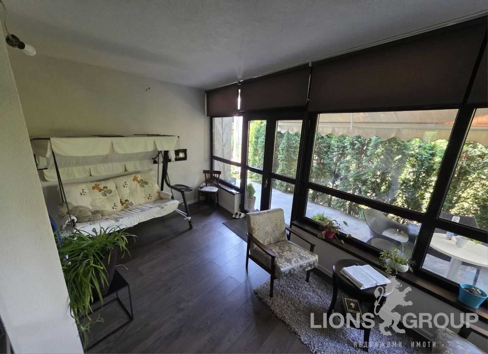 Продава се Къща в Варна, Изгрев - 261 кв.м за 3828 €/кв.м - Снимка #2