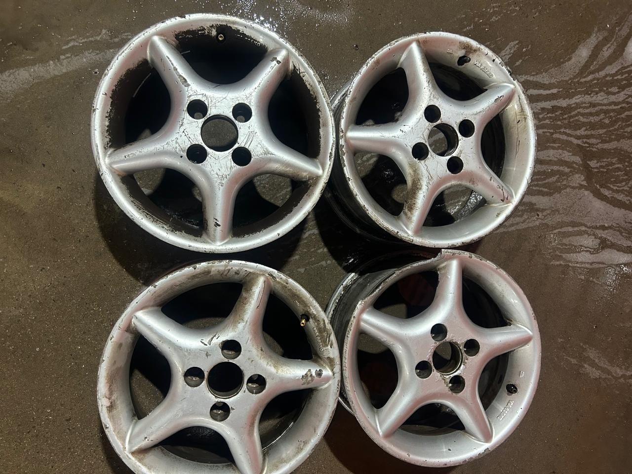 Продат Титановые диски R14