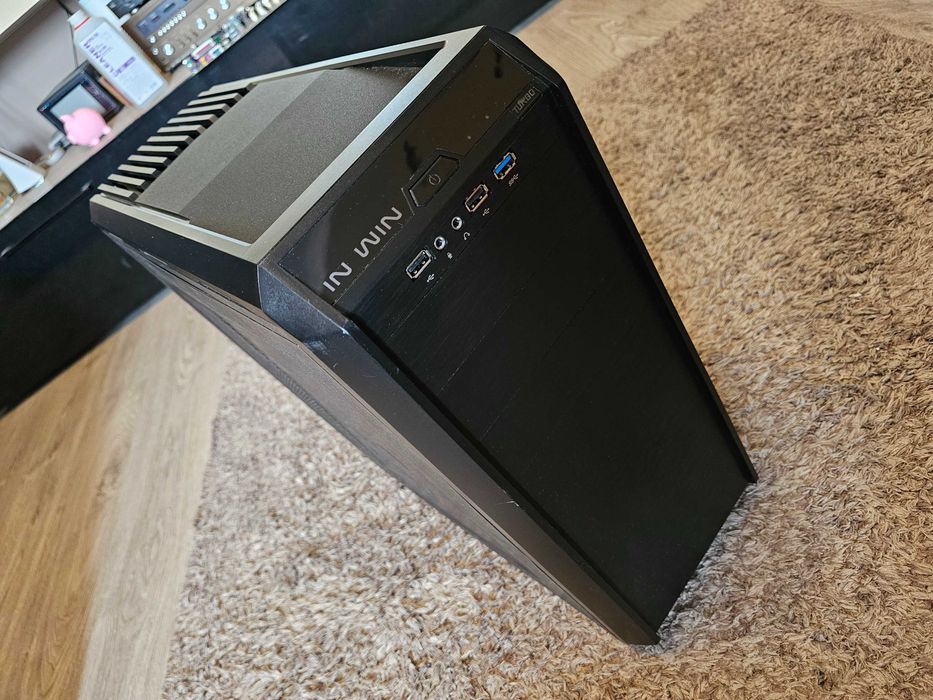 Carcasa calculator IN WIN Sursa 600W