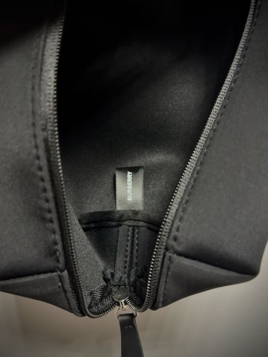 Portfard / geantă cosmetice BURBERRY originală – ediție limitată