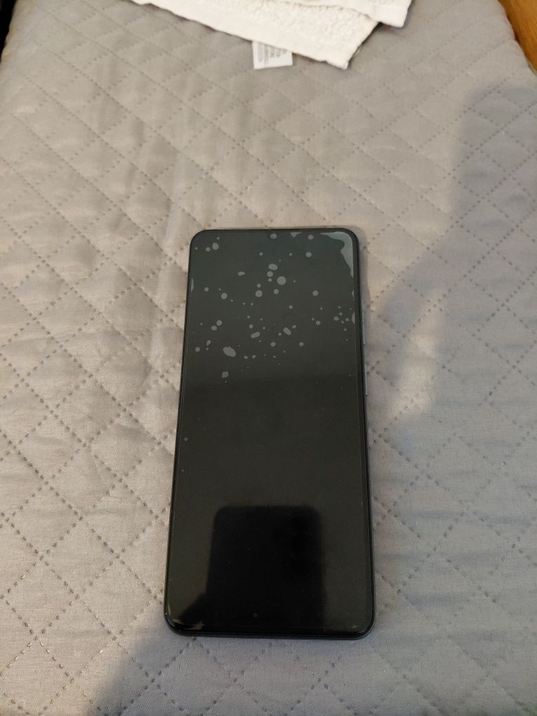 Продавам смартфон 5G UG Phone U23 128/4+4