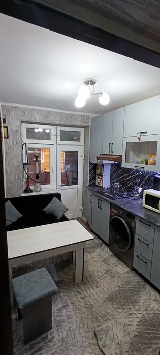 Продаю свою квартиру без маклера.р-н радуга  Корзинки