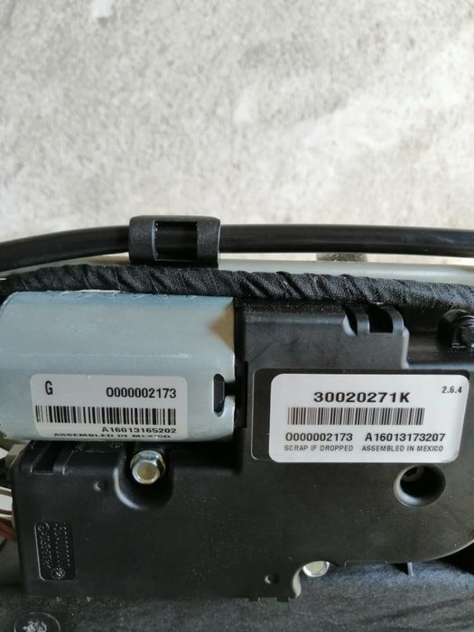 Jeep Grand Cherokee WK2 ляв фар и панорама