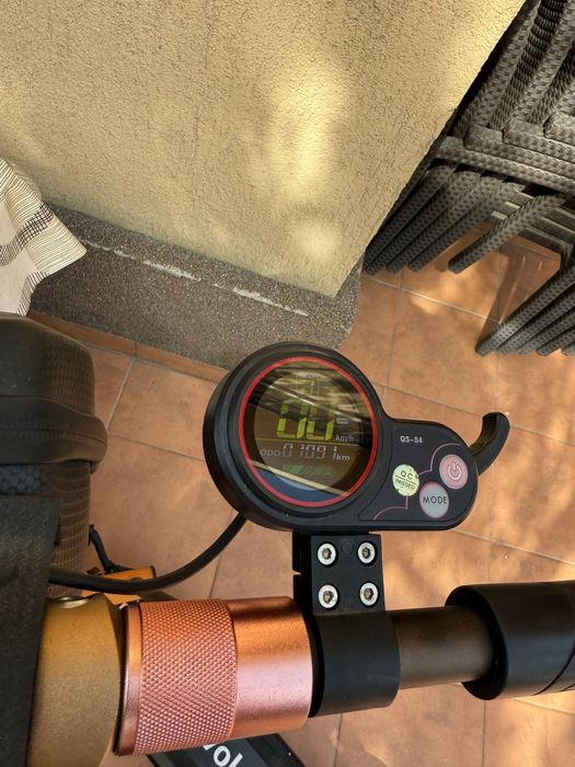 Trotineta electrica quickvolt 8 + accesorii cadou