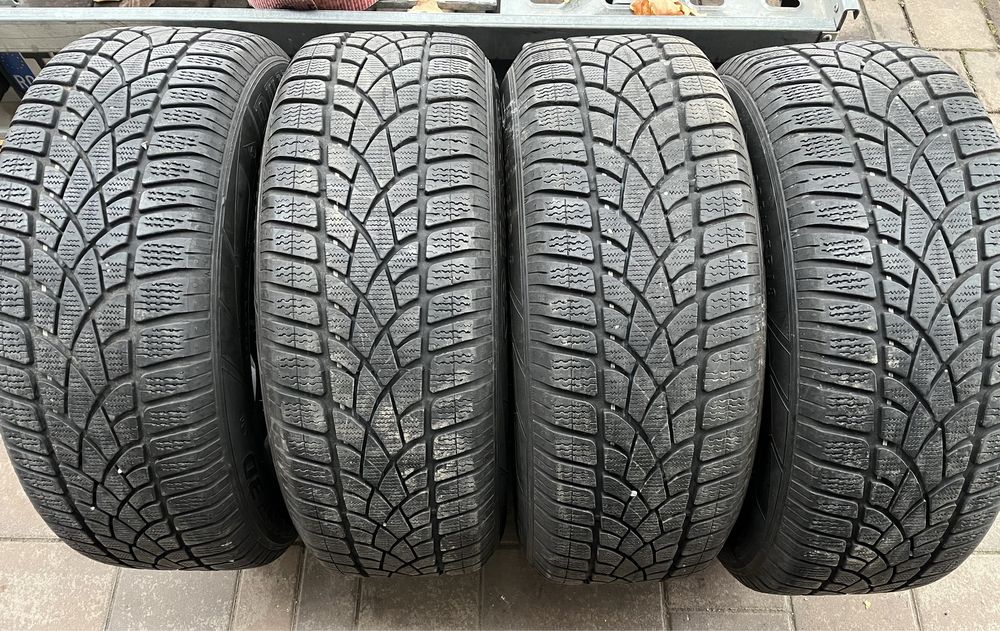 4 Anvelope Dunlop 235 55 18