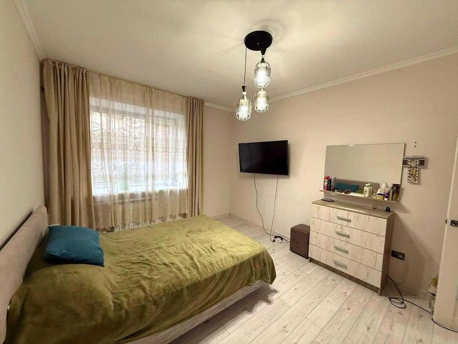 Продам двухуровневую 3 комнатную квартиру клубного типа