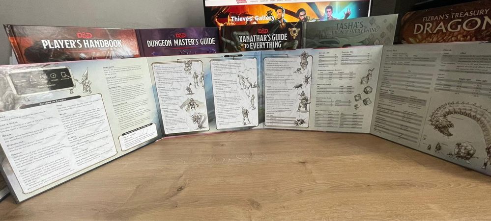 Dungeons & Dragons carti si DM screen