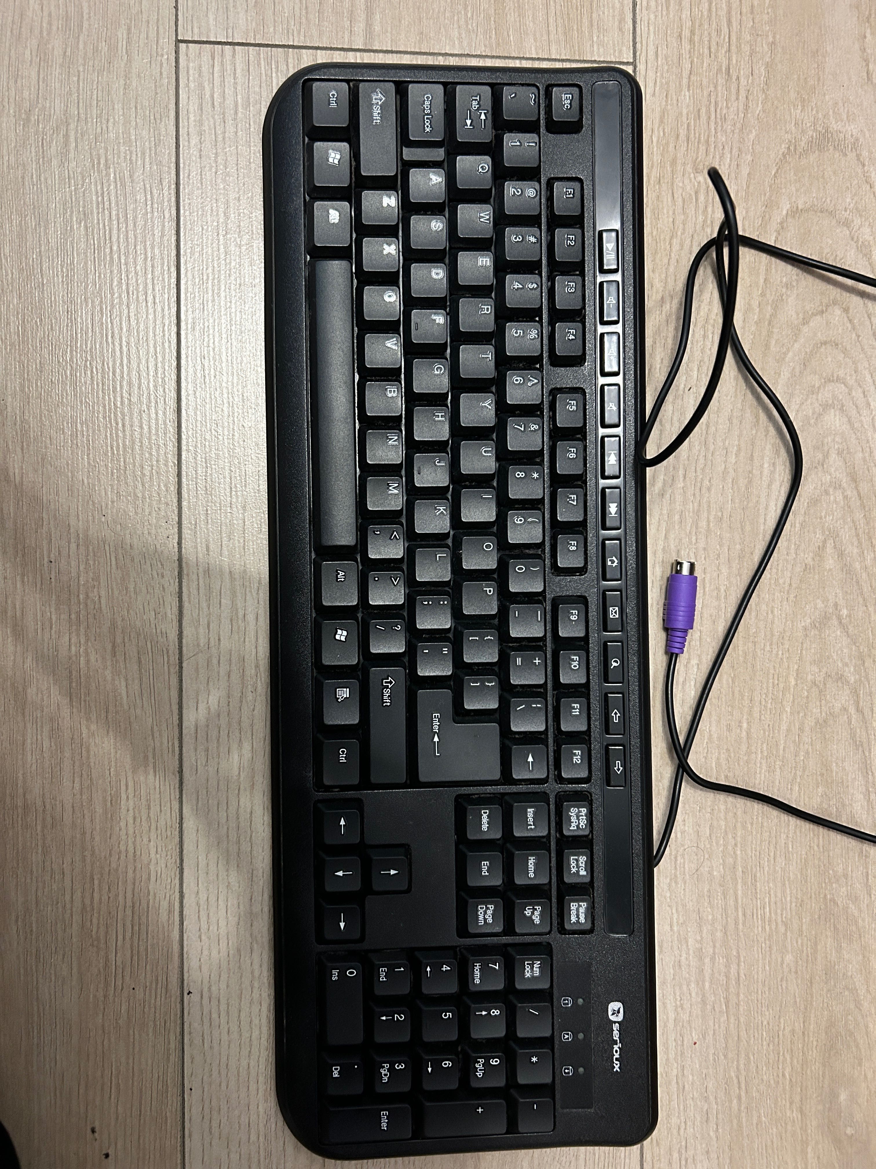 tastatura port ps2, mouse port ps2 si mouse usb