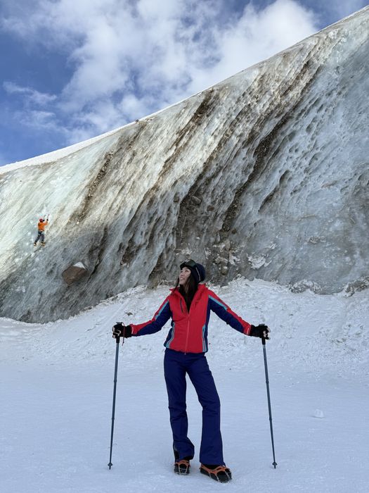 Продаю зимний спортивный костюм!