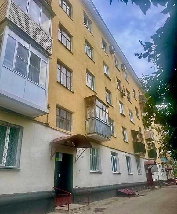 Квартира центр  под коммерцию