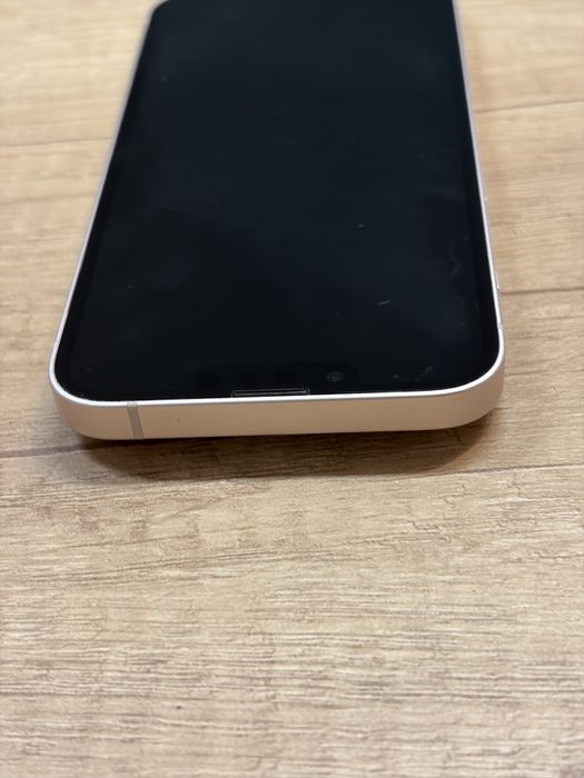 Iphone 13 pink запазен