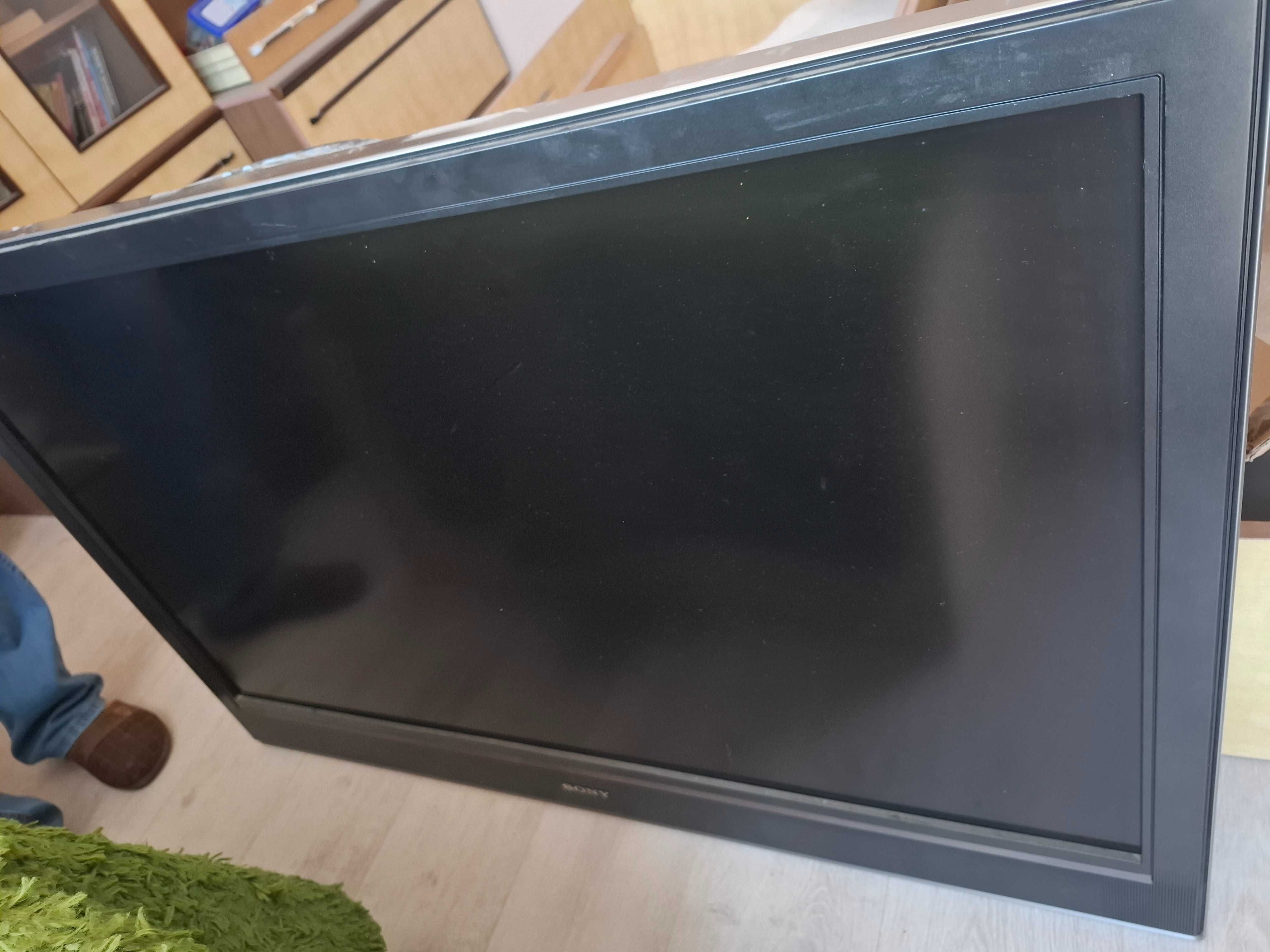 Телевизор Sony 46" KDL (ок. 2007–2008 г.) – работещ, без стойка